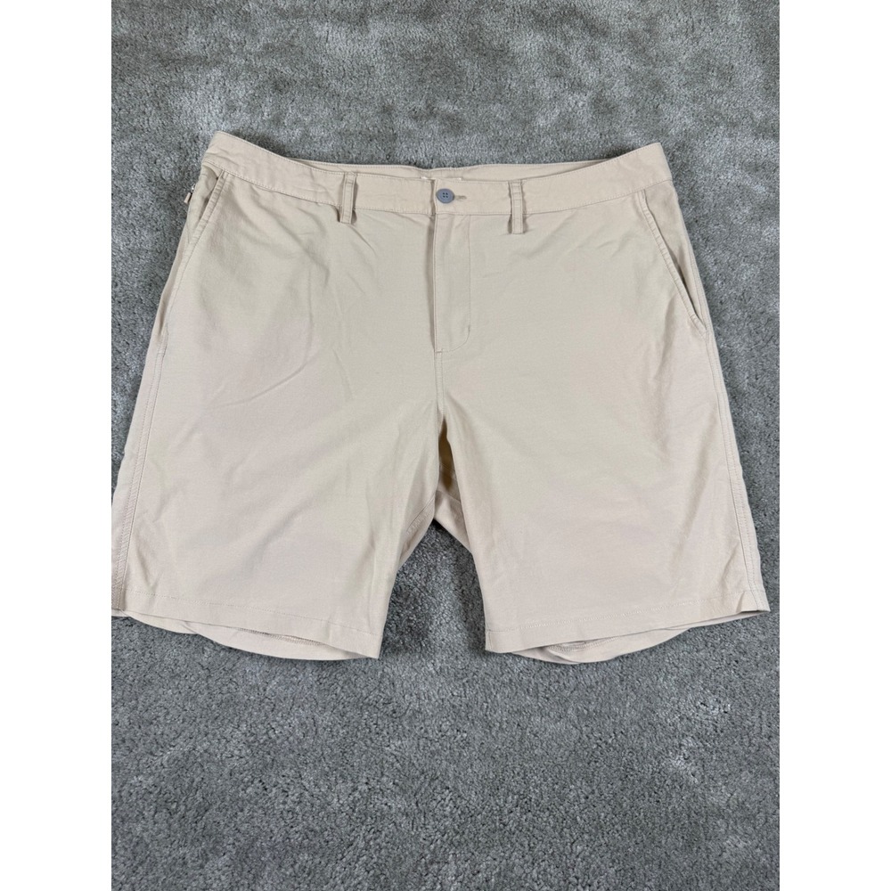 Tasc Performance Mens Tailored Shorts Size 38 Khaki Tan Golf Casual Activewear